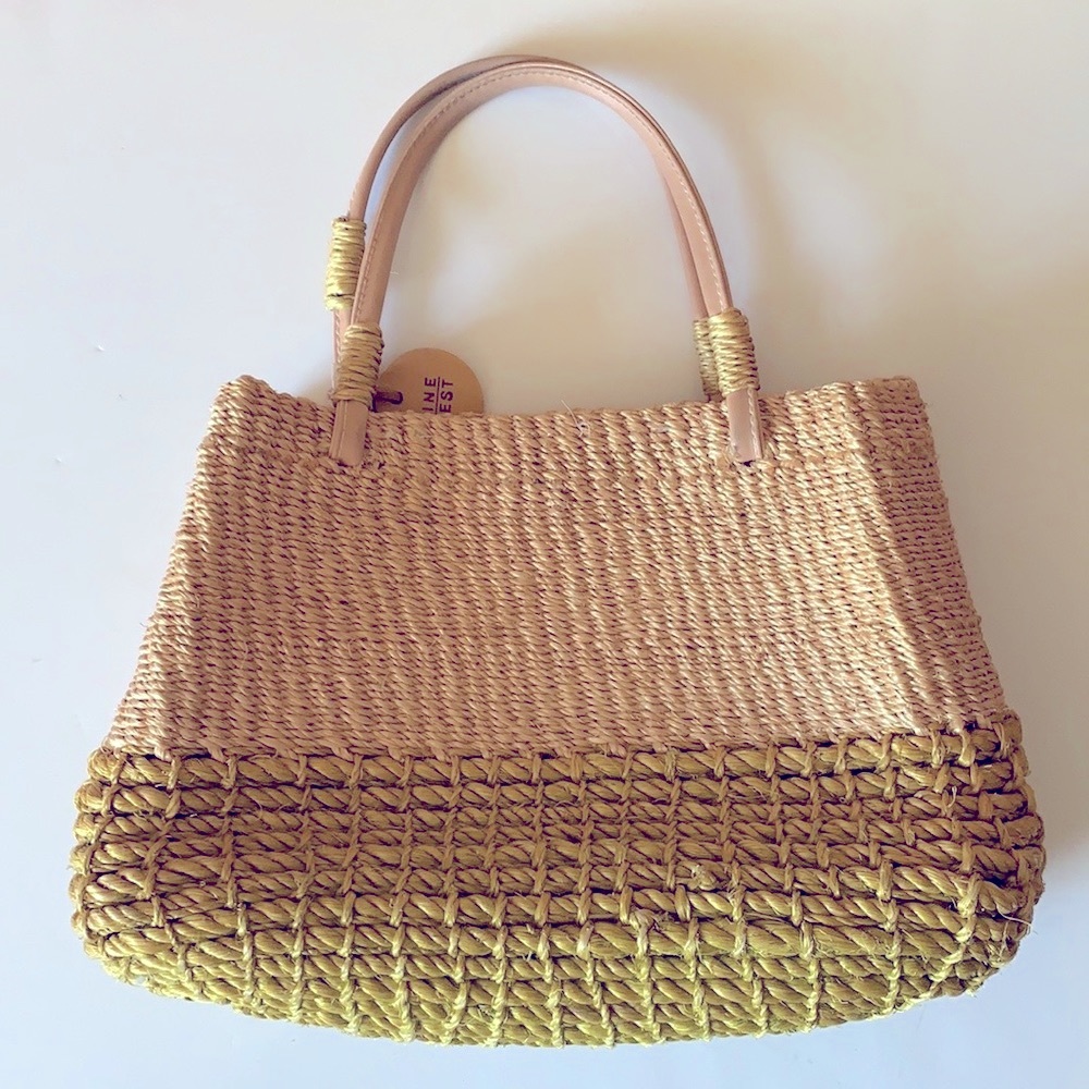 🦋3/$20 Nine West Small Raffia Bag - Picture 2 of 4